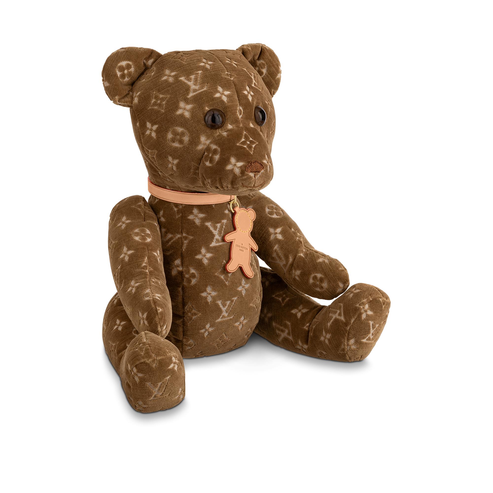 Doudou 小熊玩偶 運動用品及生活精品 Louis Vuitton