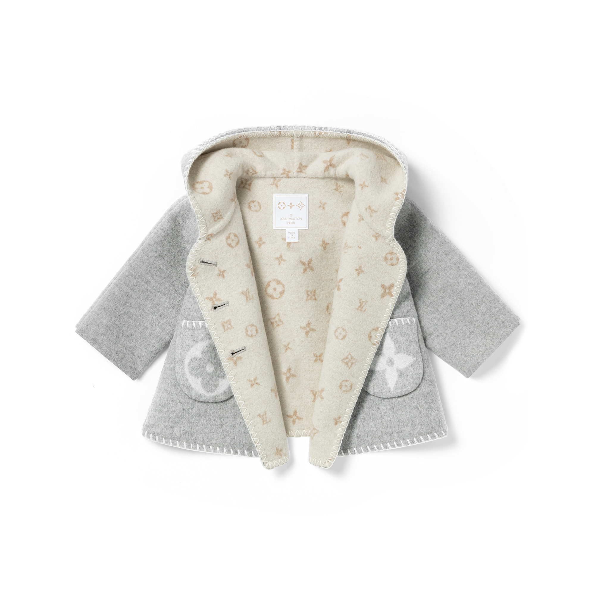 2 Pockets Coat . in Gifts