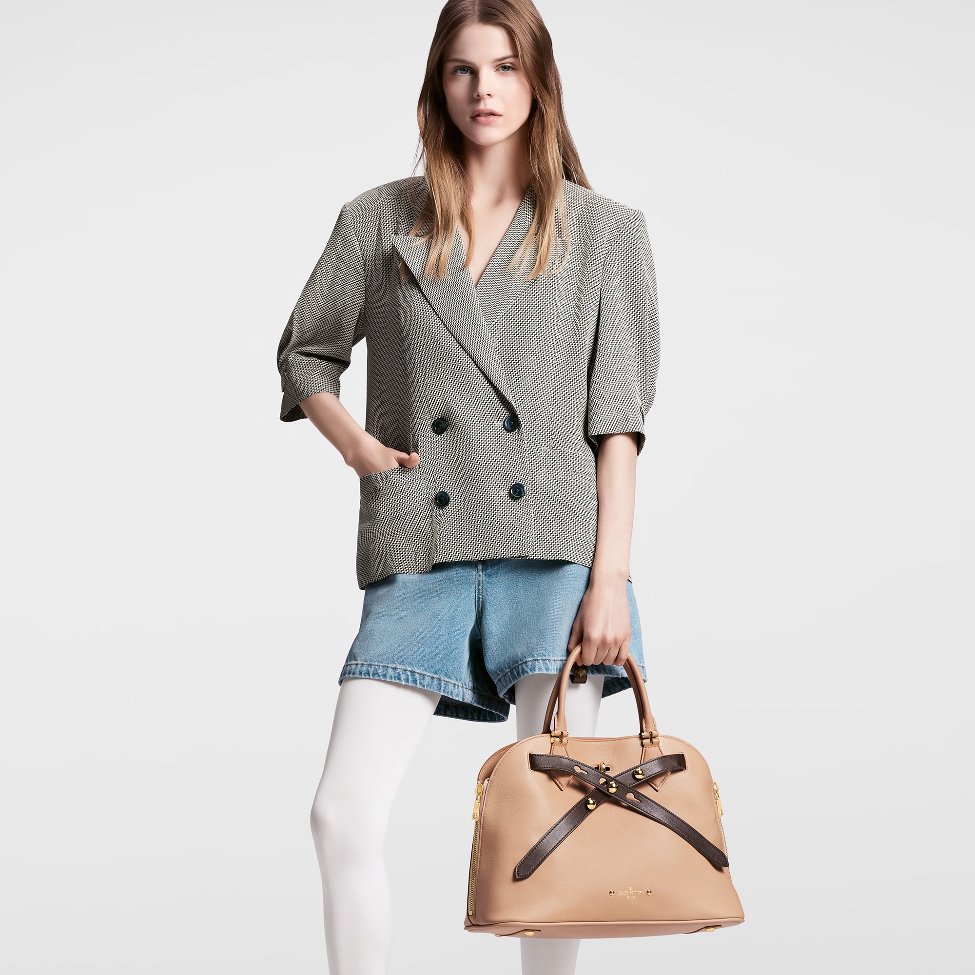 Alma 103 Fashion Leather in Women