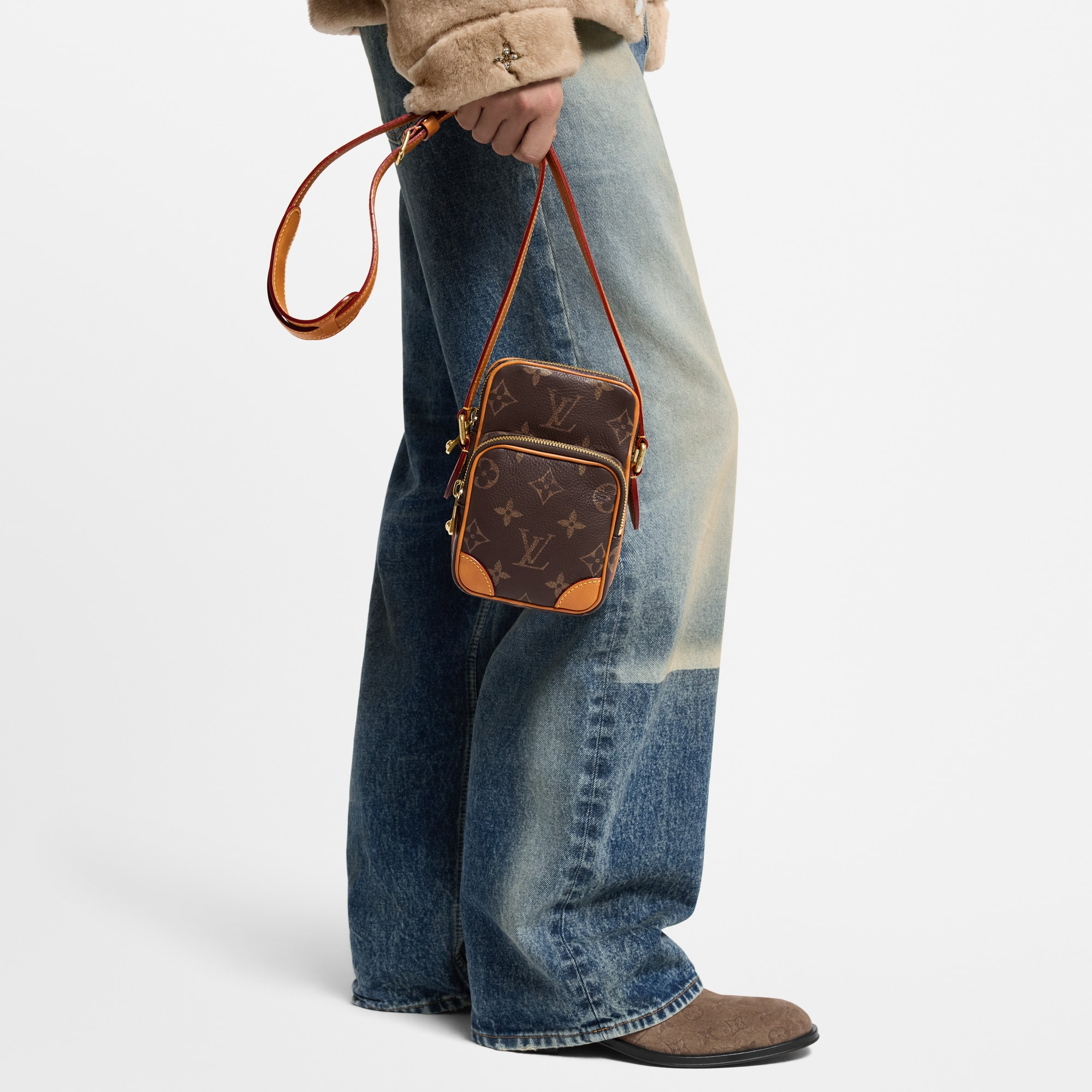 Amazone autres_cuirs_monogram in 時尚手袋及小型皮具