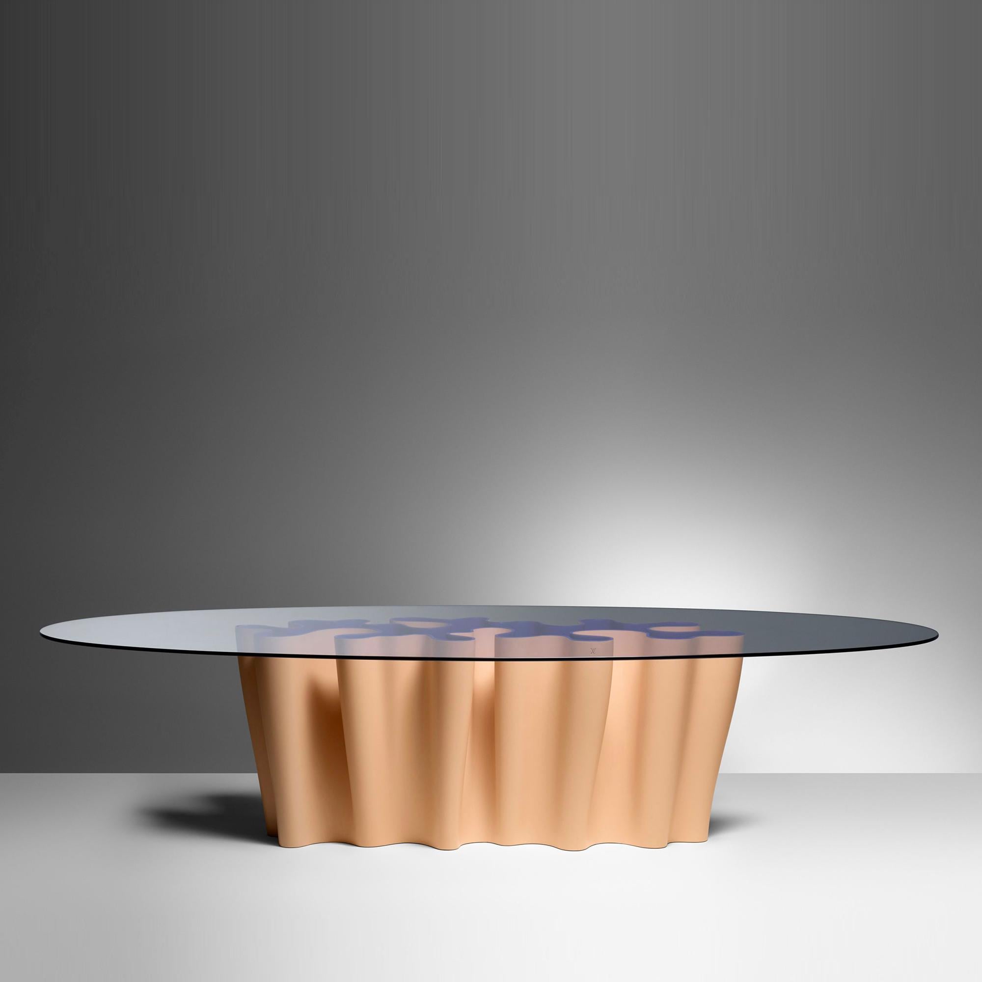 Anemona Table MM by Atelier Biagetti  in 行李箱、旅行用品及家居精品