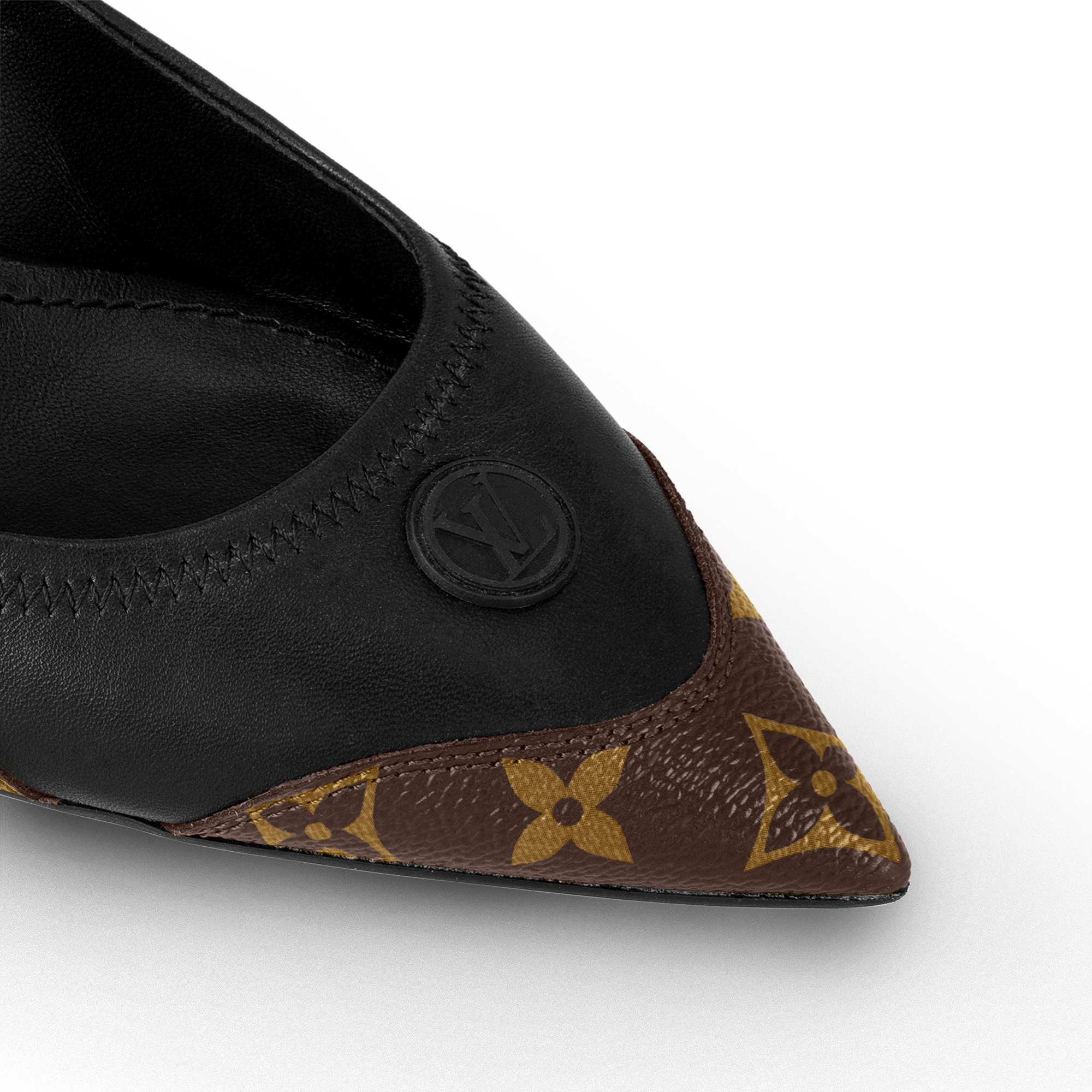 Archlight Pump  in Women