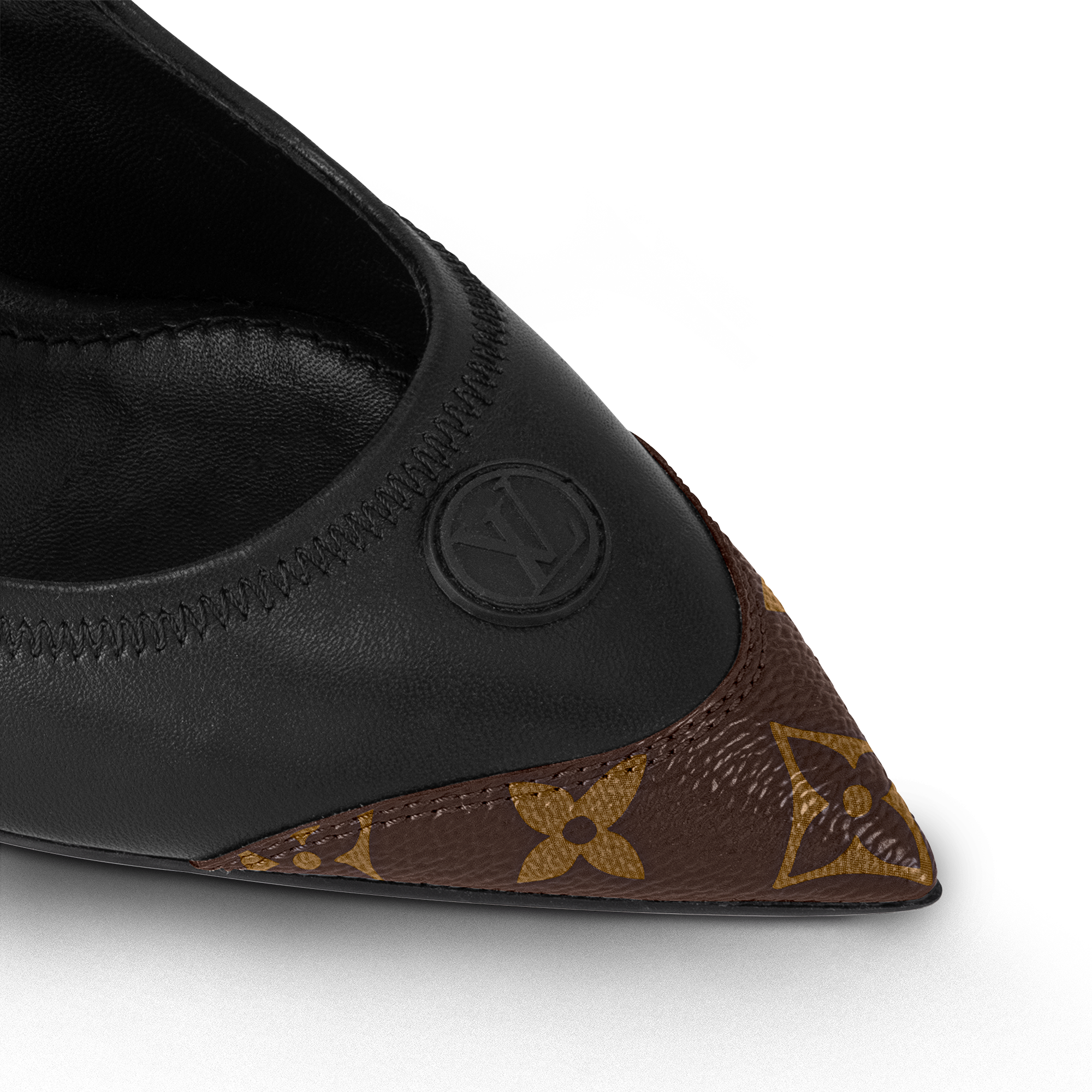 Archlight Pump  in Women