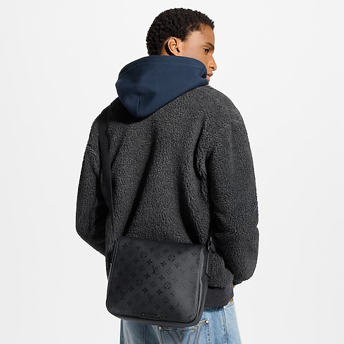 Bastille MM G72 in Men's Bags All Bags for Men collections by Louis Vuitton (Product zoom)