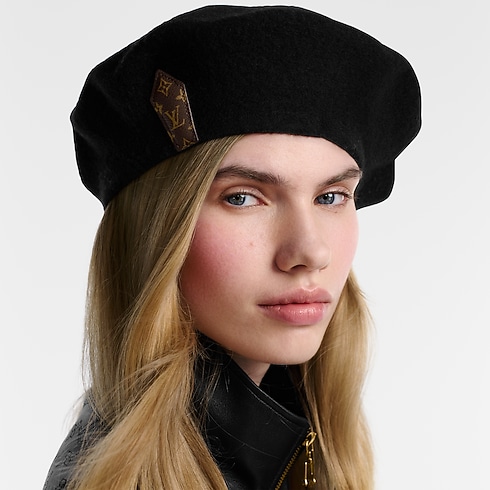Beret LV in Paris . in Women's Accessories Hats and Gloves collections by Louis Vuitton (Product zoom)
