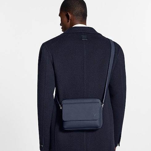 Boarding 郵差包 LV Aerogram in 時尚手袋及小型皮具's 男士時尚手袋 全新系列 collections by Louis Vuitton (產品縮放)