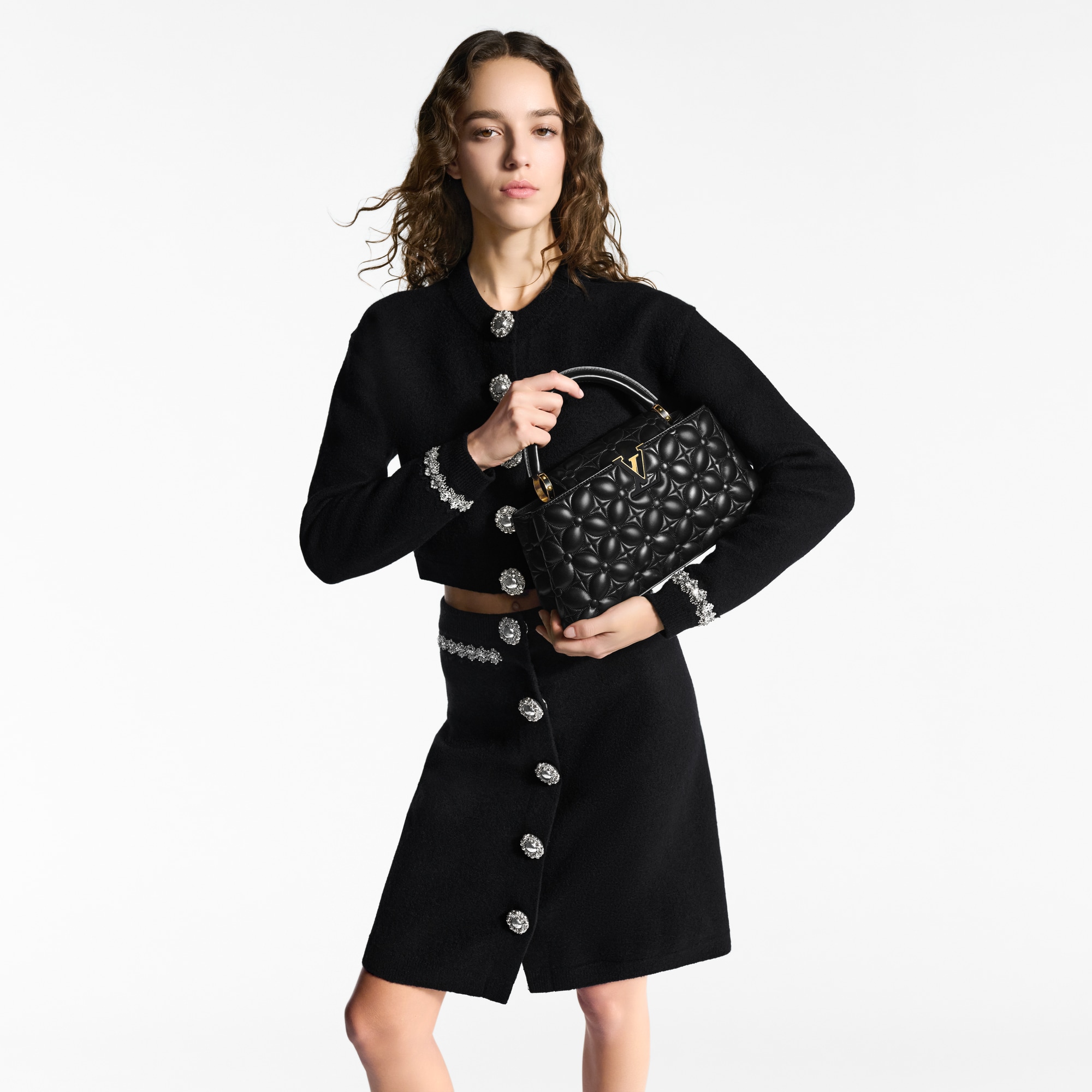 Capucines East-West MM Capucines in Women