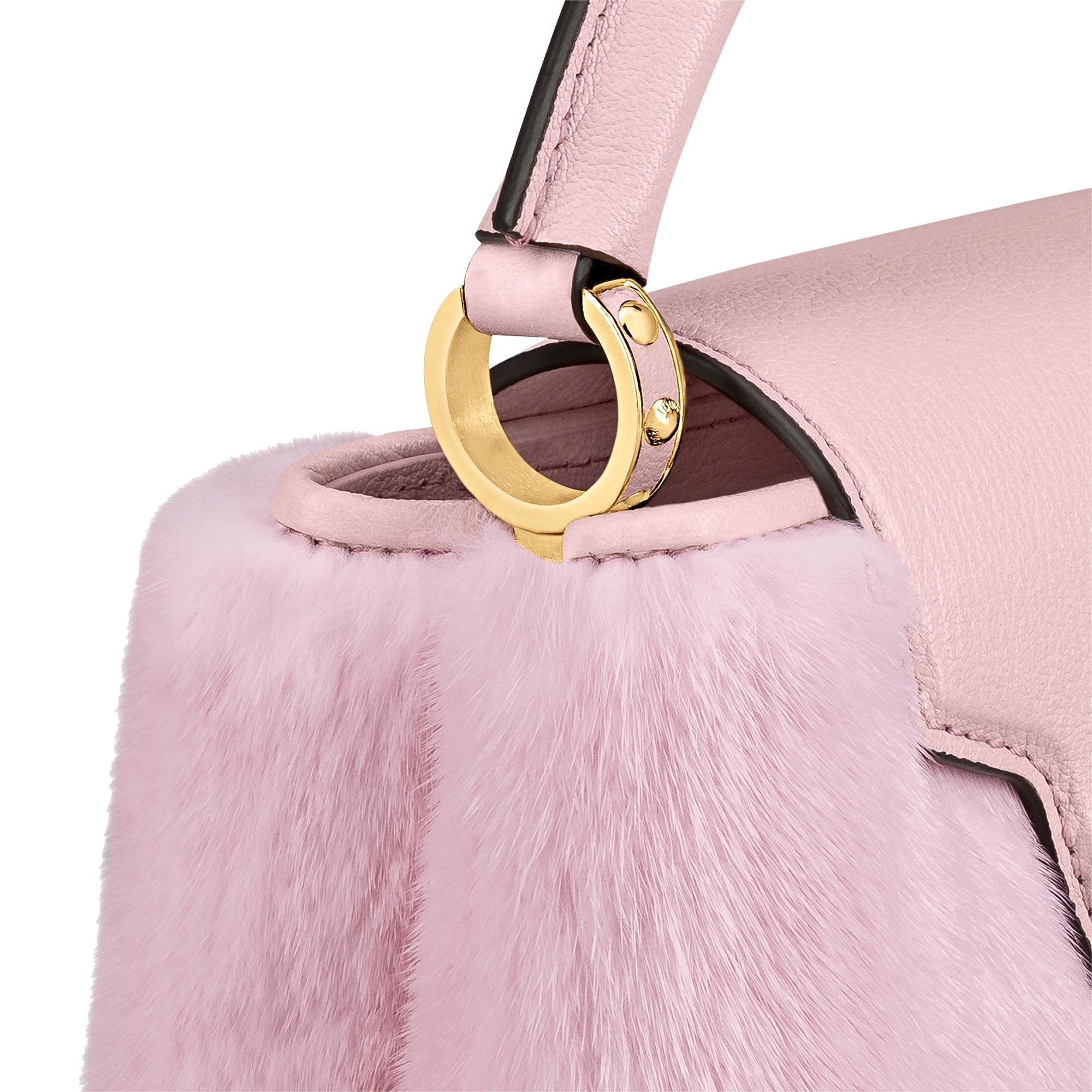 Capucines Mini L08 in Women