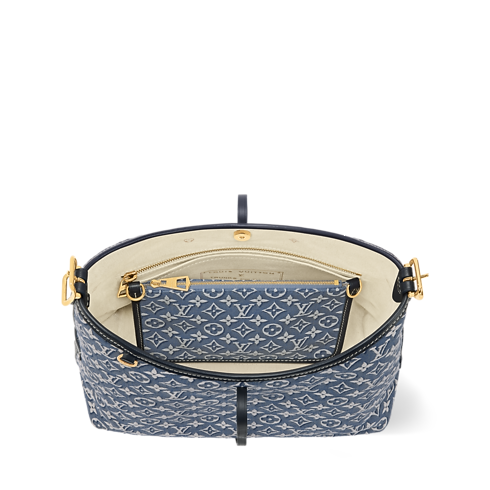CarryAll PM in 女士's 時尚手袋 女裝手袋總覽 collections by Louis Vuitton (產品縮放)