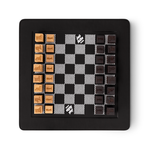 Chess Game . in Trunks, Travel and Home's Sport and Games } collections by Louis Vuitton (Product zoom)