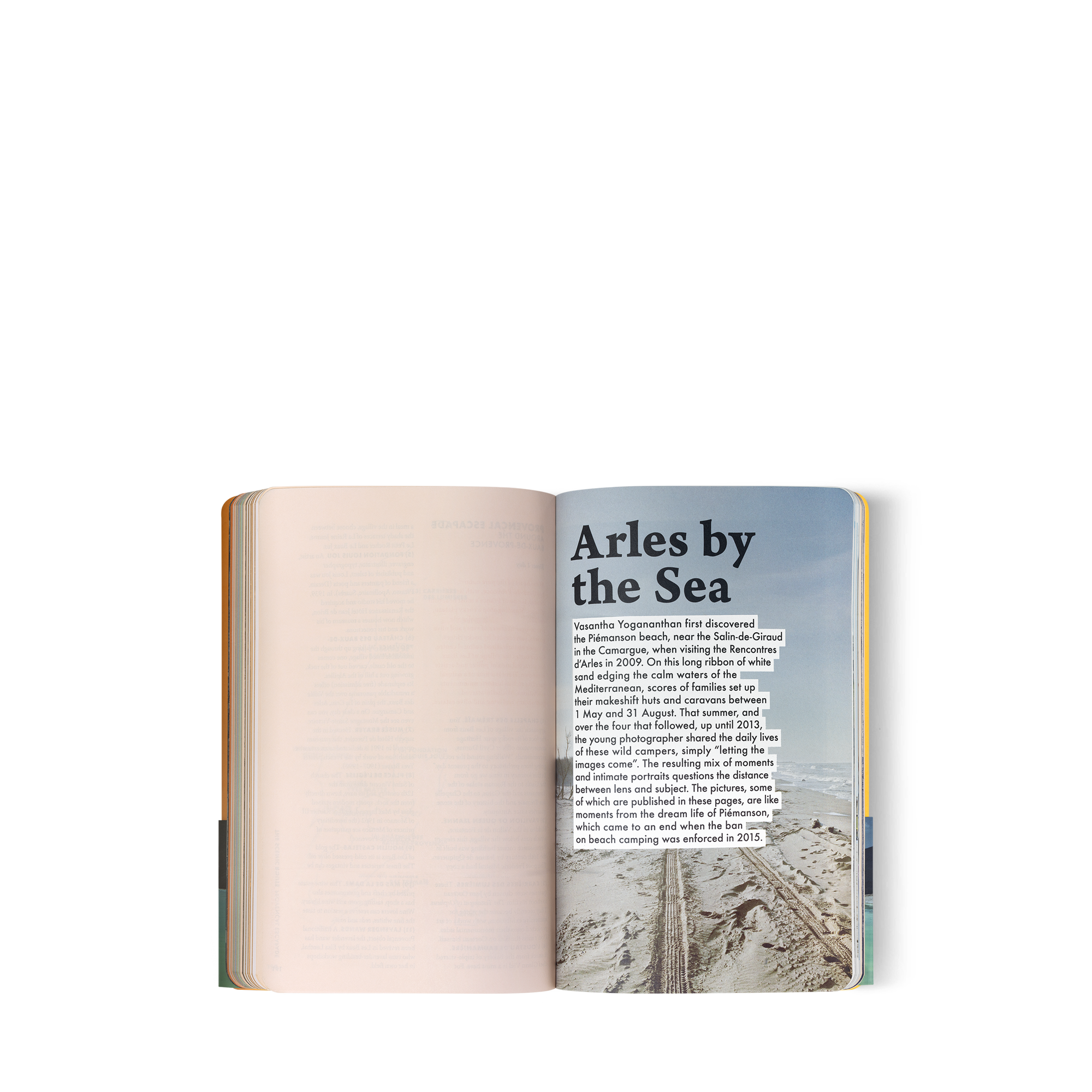 亞爾 City Guide  in 行李箱、旅行用品及家居精品