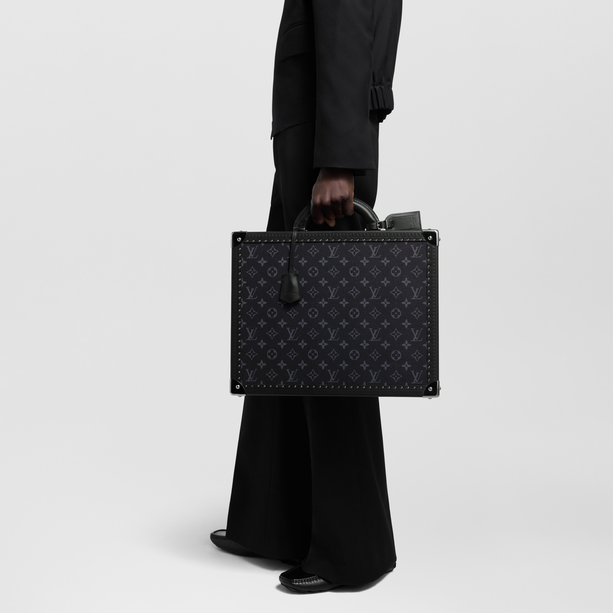 Cotteville 16 Montres Monogram Eclipse Monogram Eclipse 帆布 in 行李箱、旅行用品及家居精品