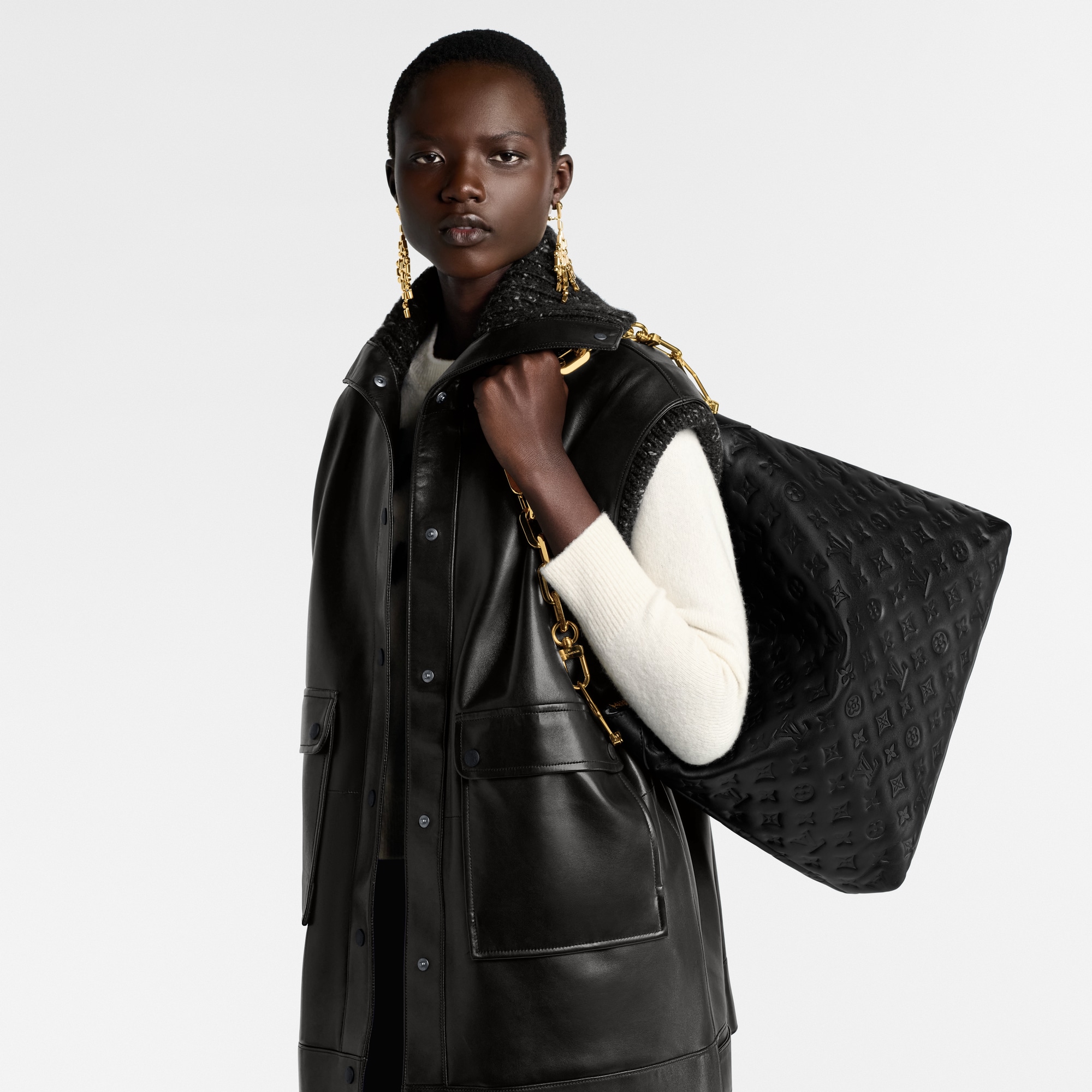 Coussin Hobo MM Coussin in 時尚手袋及小型皮具