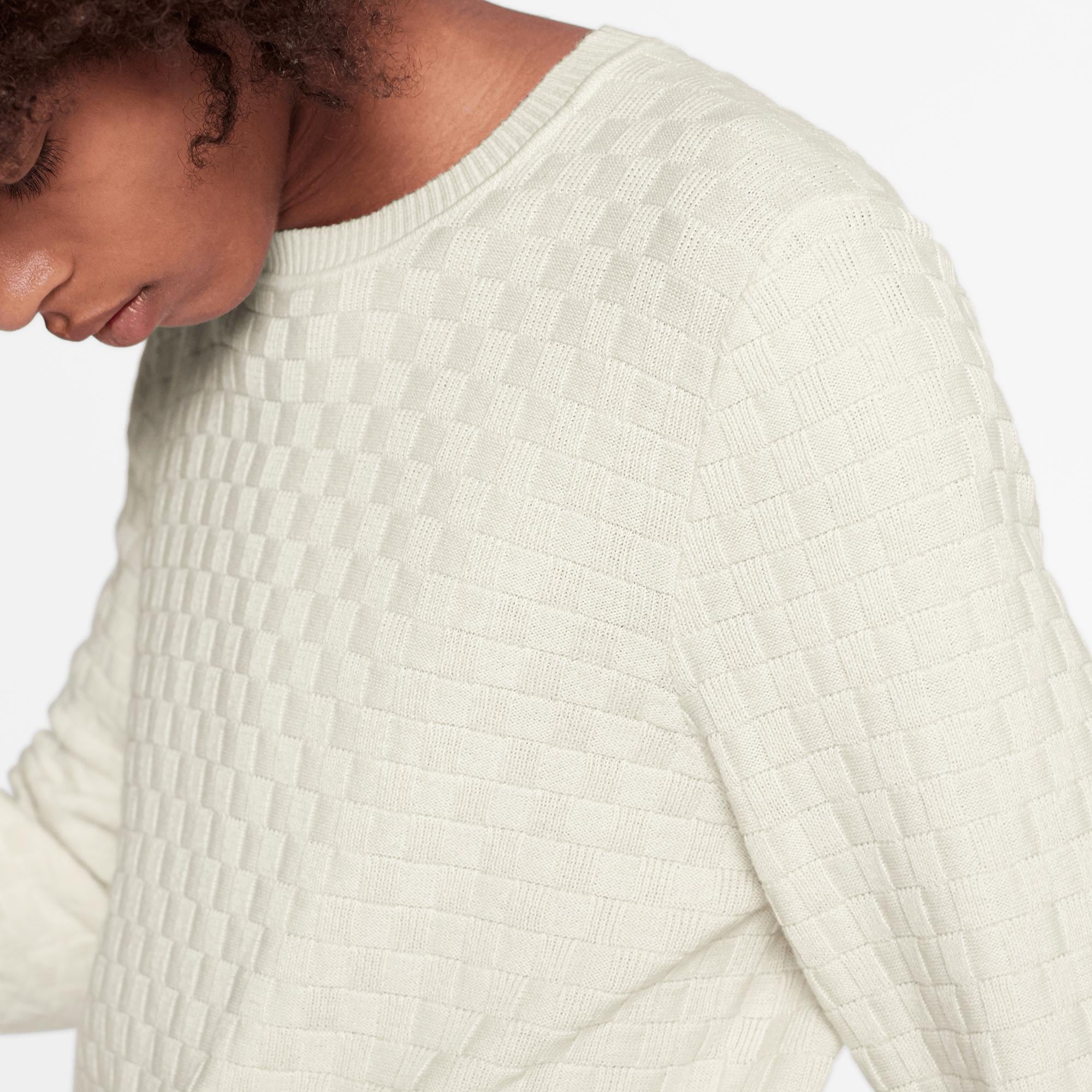 louis vuitton white sweater