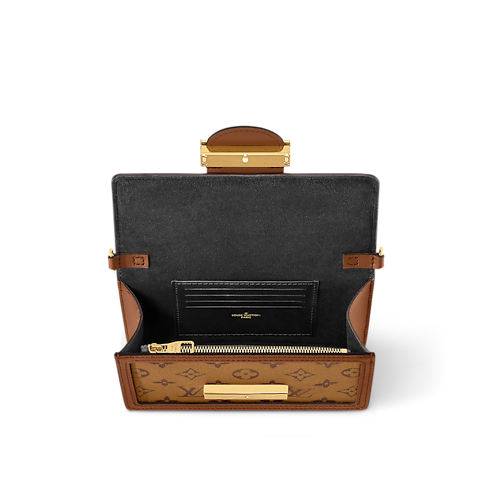 Dauphine 鏈帶銀包 其他 Monogram 帆布 in 女士's 錢包及小型皮具 女裝銀包及小型皮具總覽 collections by Louis Vuitton (產品縮放)