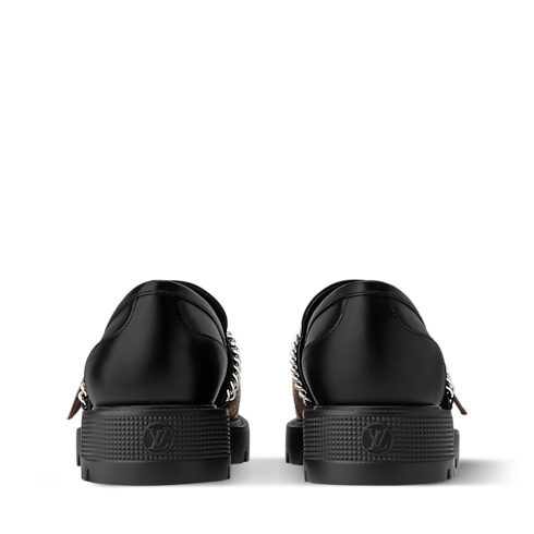 District Flat Loafer in Women's Shoes Loafers and Ballerinas collections by Louis Vuitton (Product zoom)