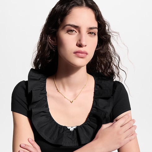 Essential V Strass PM Necklace . in Women's Fashion Jewellery Necklaces collections by Louis Vuitton (Product zoom)