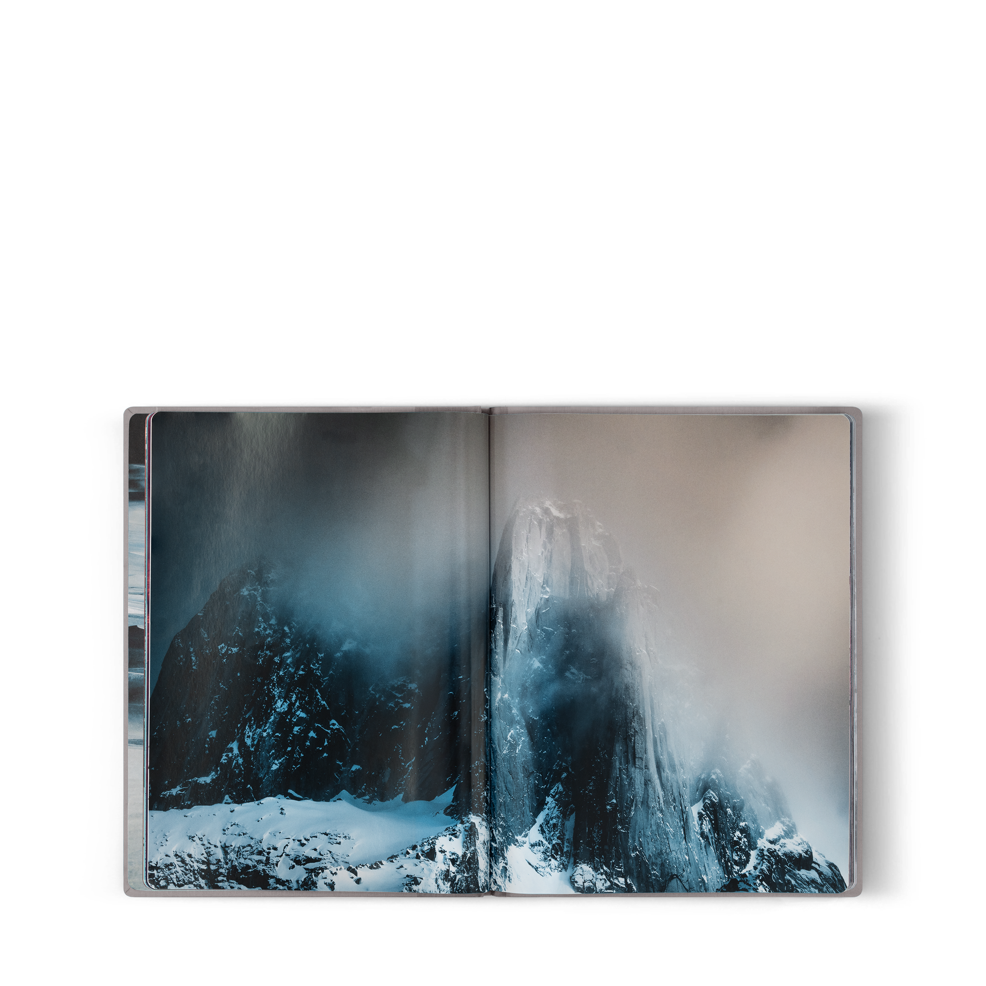 Fashion Eye British Columbia  in Trunks, Travel and Home