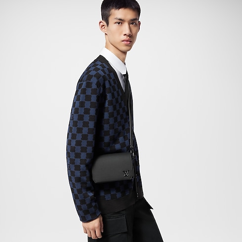 翻蓋隨身銀包 LV Aerogram in 男士's 皮具系列 All Collections collections by Louis Vuitton (產品縮放)