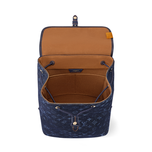 Flaneur Backpack interior view