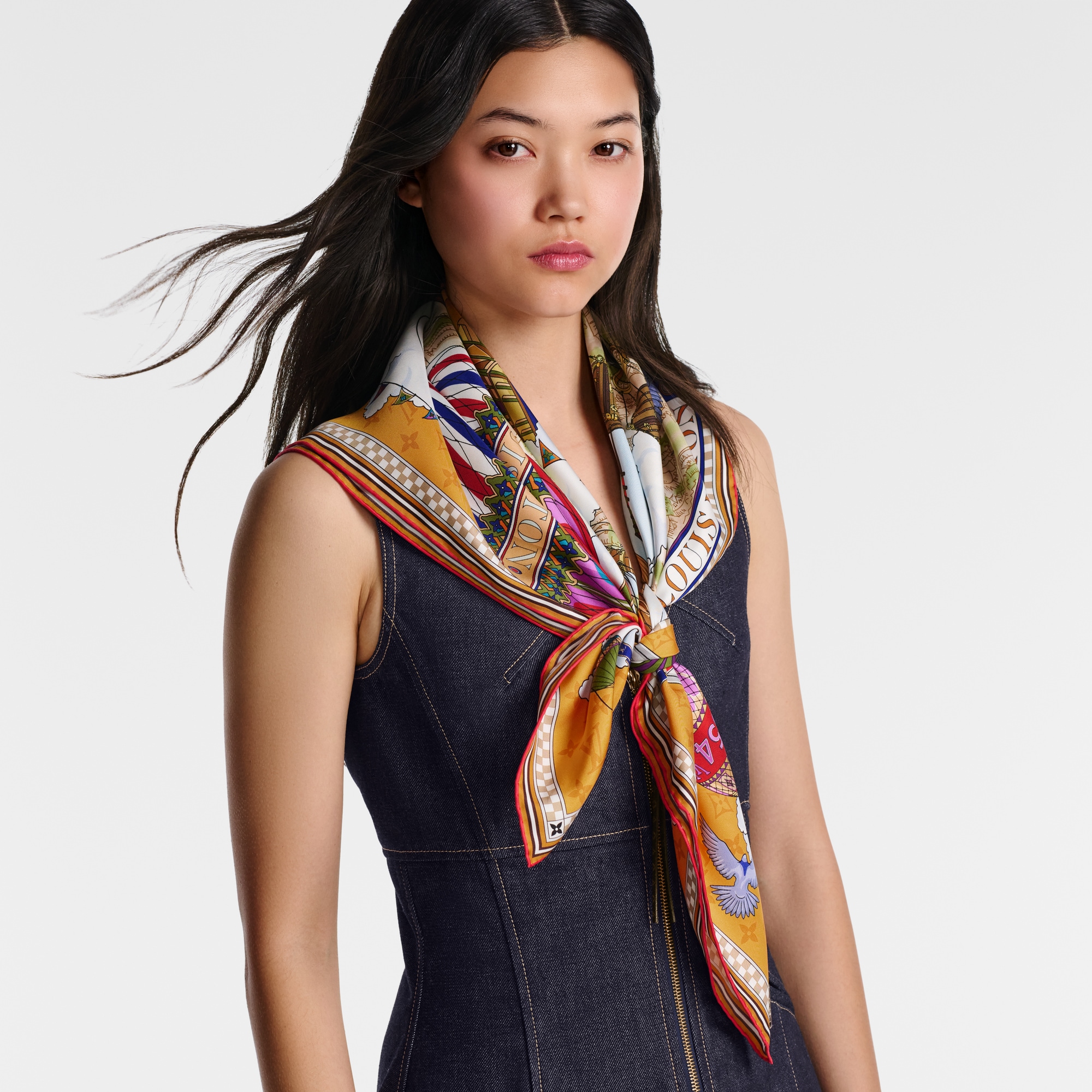 From The Cloud 90方巾 . in 女士