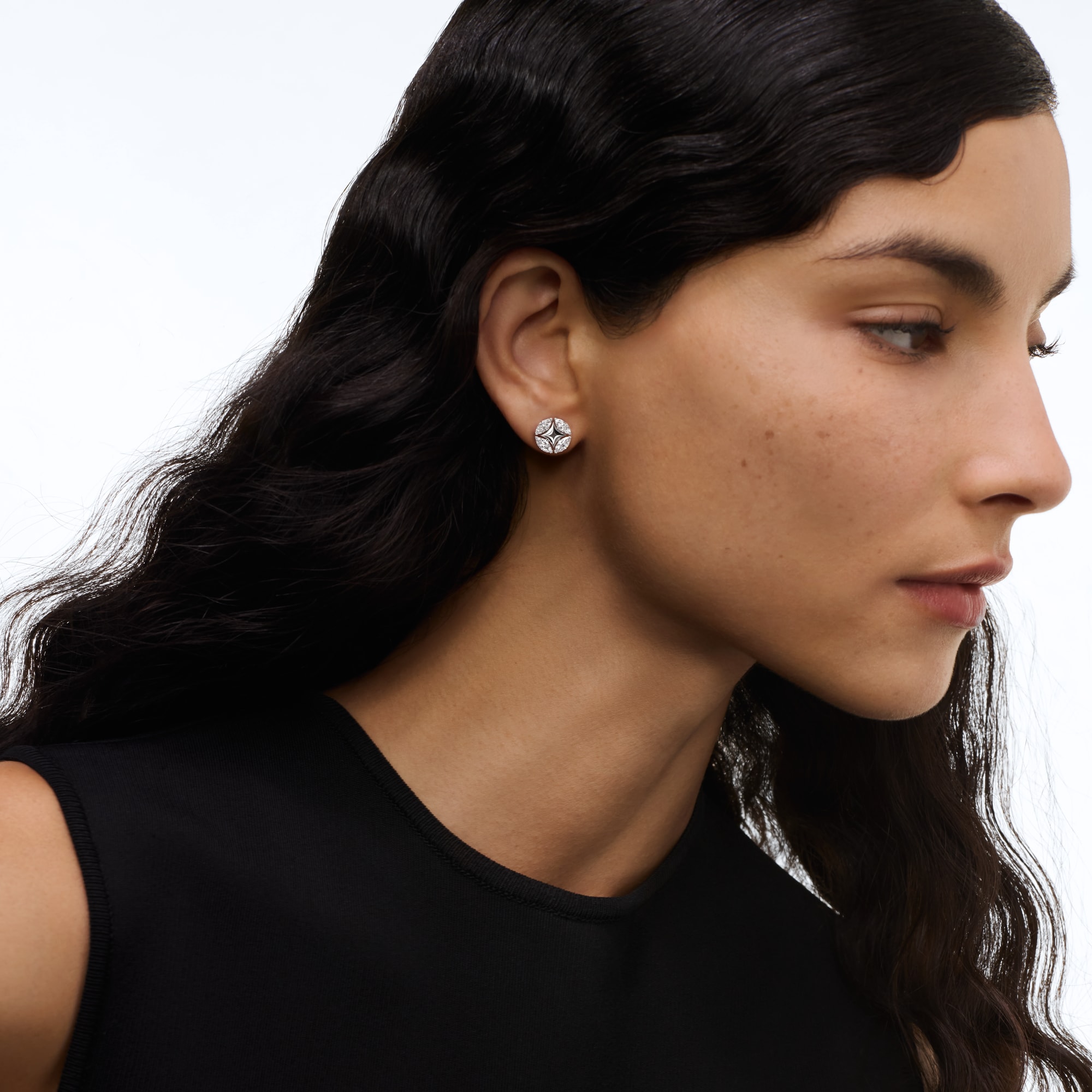 Galaxie Ear Studs, White Gold and Diamonds  in Les Extraordinaires