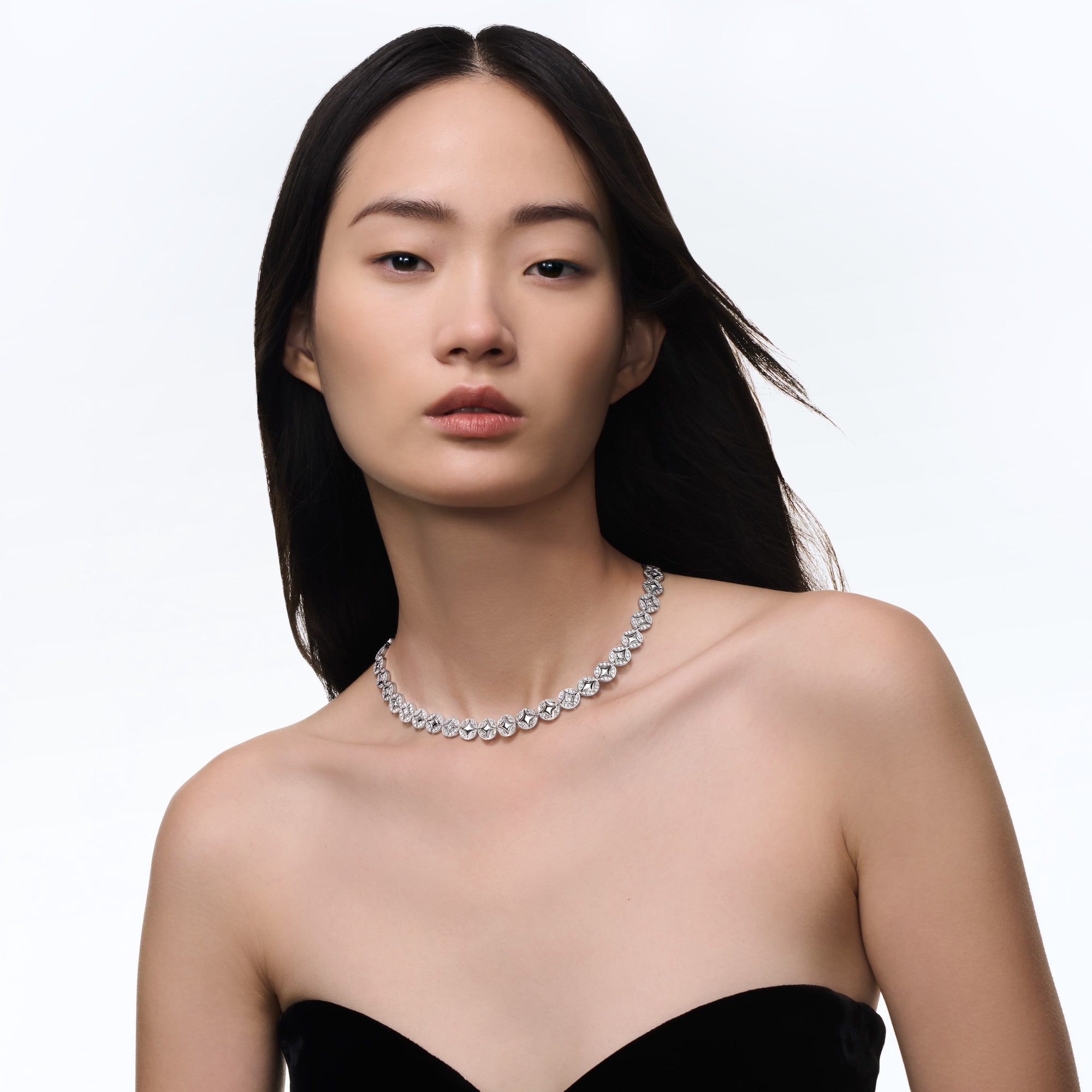Galaxie Necklace, White Gold and Diamonds  in Les Extraordinaires