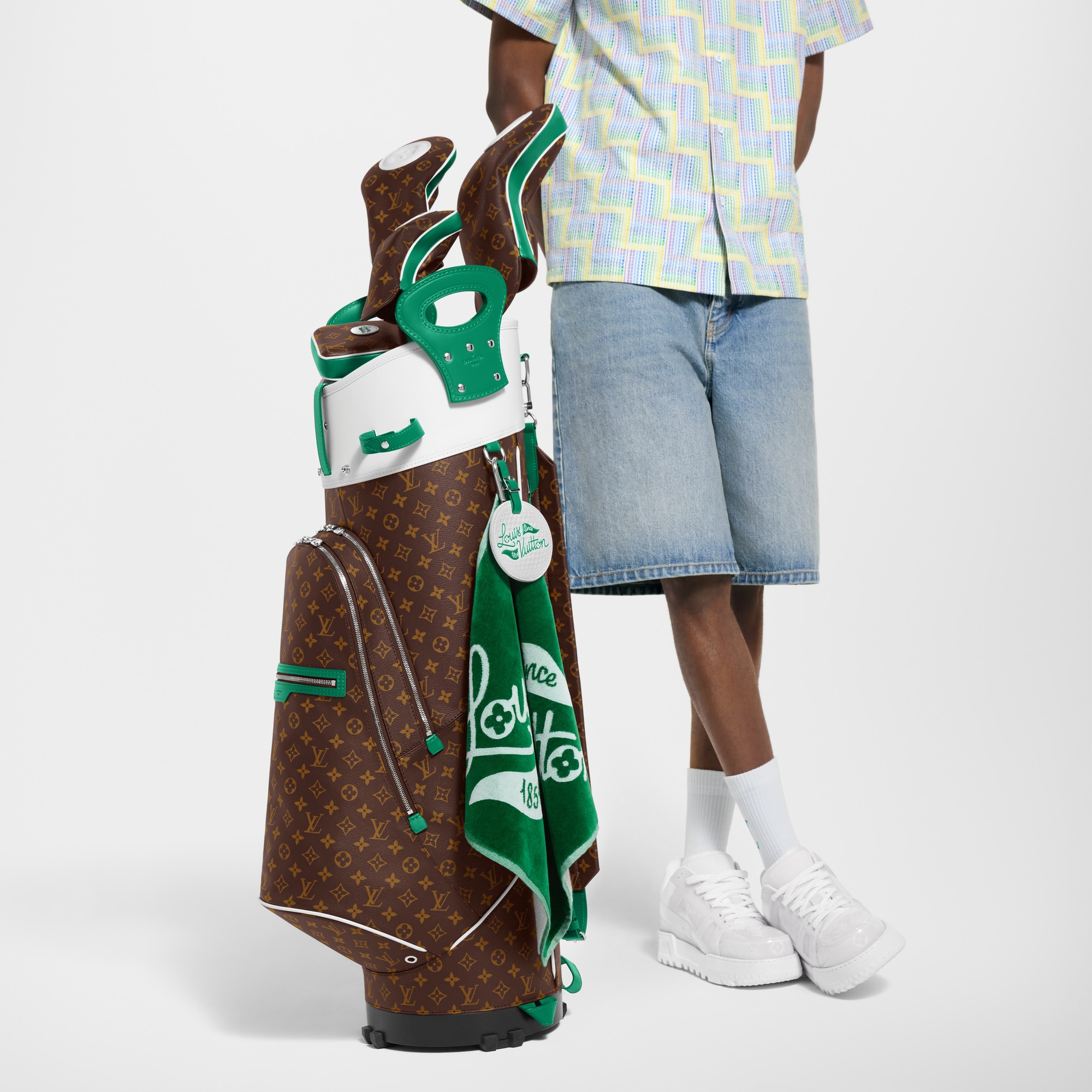Golf Towel . in Trunks, Travel and Home