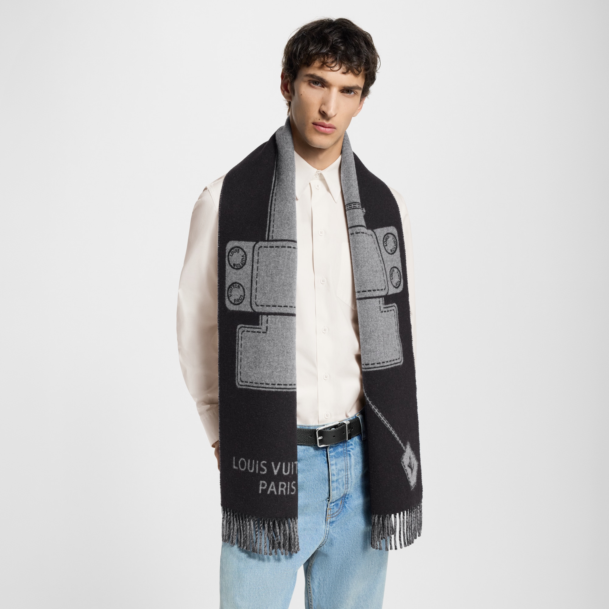 Handle 頸巾 . in 男士