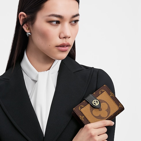 Juliette Wallet Monogram Reverse Canvas in Women's Wallets and Small Leather Goods Wallets and Small Leather Goods for Women collections by Louis Vuitton (Product zoom)
