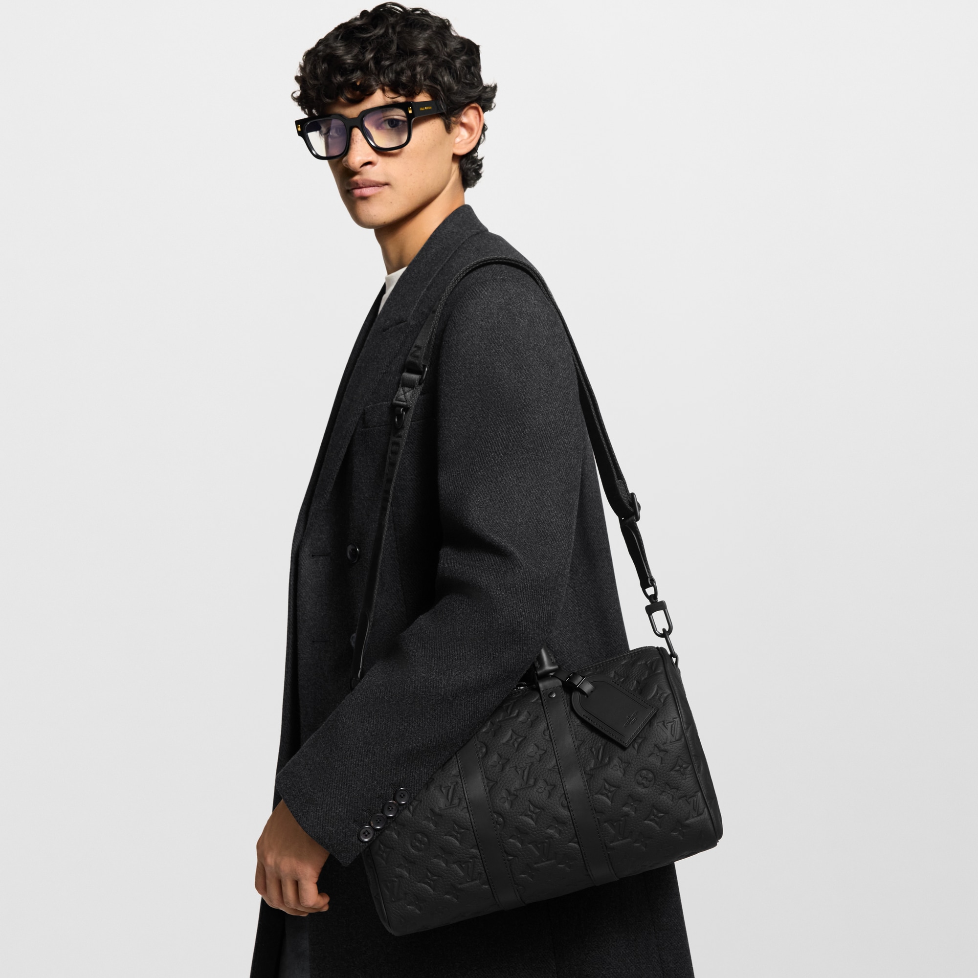 Keepall Bandoulière 35 Monogram Taurillon Leather in Men