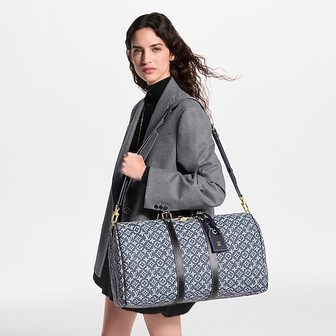 Keepall Bandoulière 45 其他 Monogram 帆布 in 行李箱、旅行用品及家居精品's 旅行袋及拉桿行李箱 旅行袋 collections by Louis Vuitton (產品縮放)