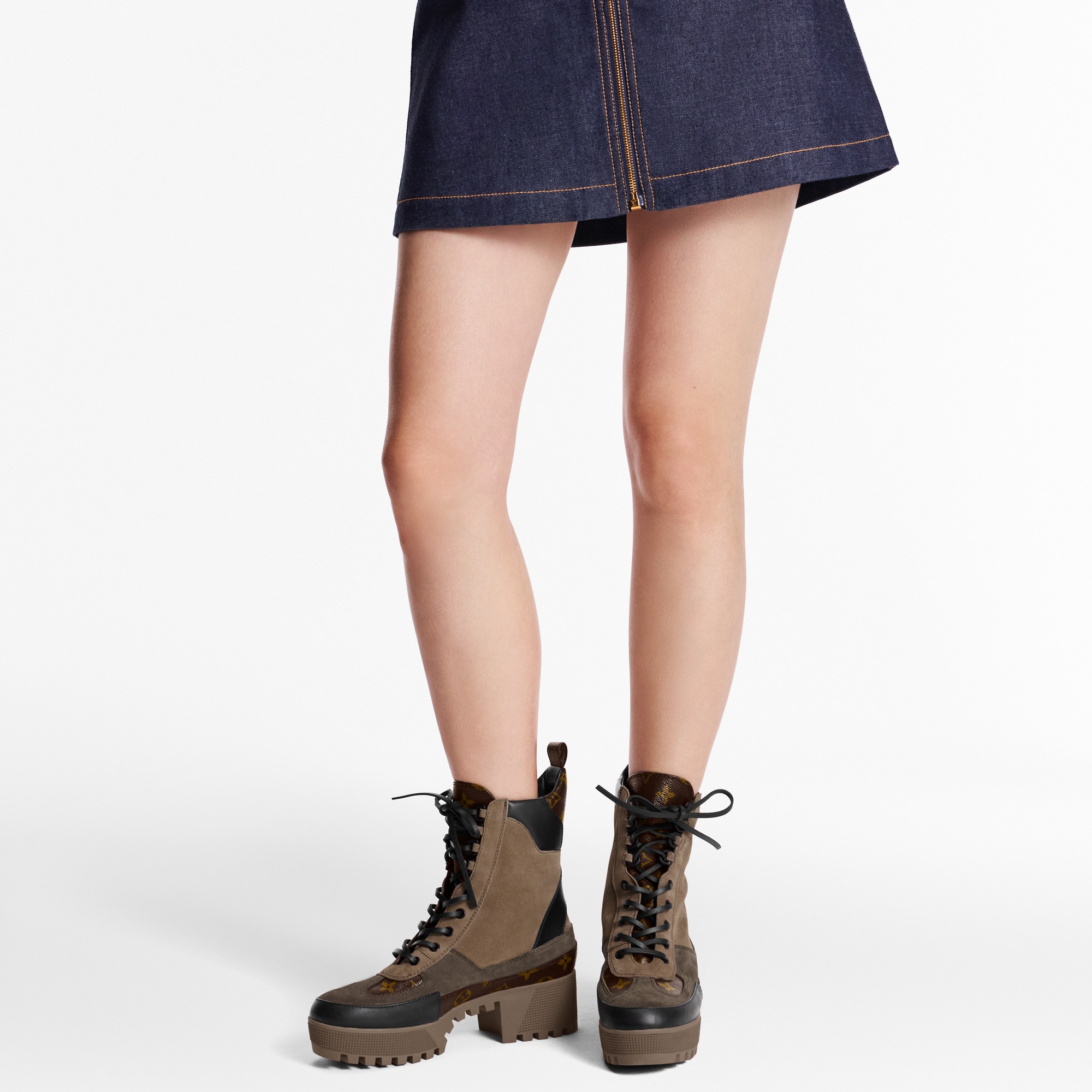 Laureate 沙漠靴  in 女士