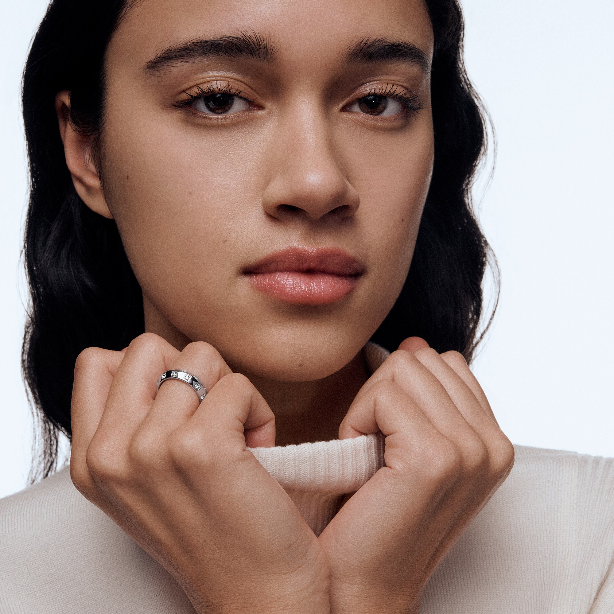 Le Damier de Louis Vuitton Ring, White Gold and Diamonds  in Jewellery