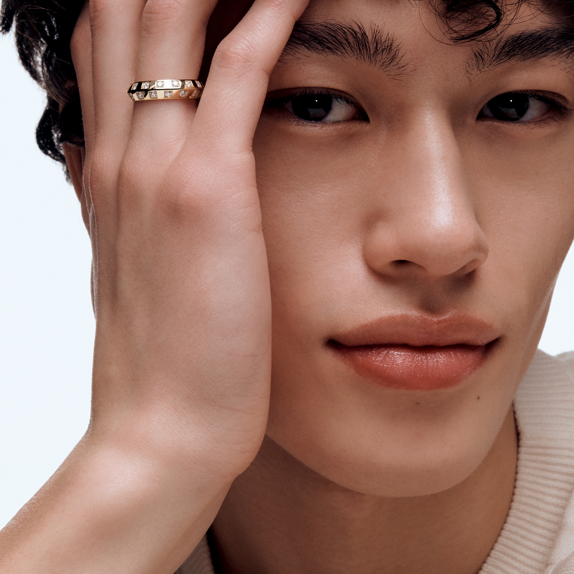 Le Damier de Louis Vuitton Ring, Yellow Gold and Diamonds  in Jewellery