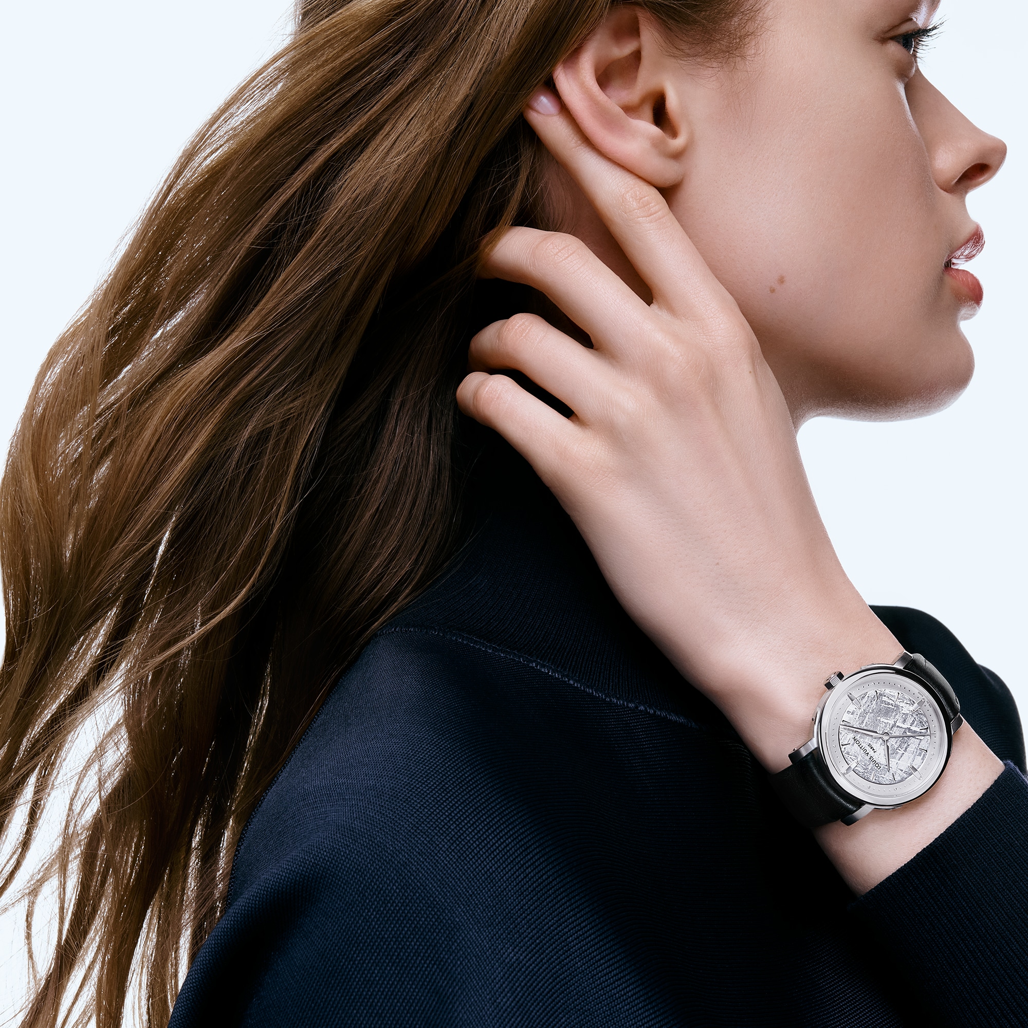 Louis Vuitton Escale, Automatic, 39mm, Platinum  in Watches