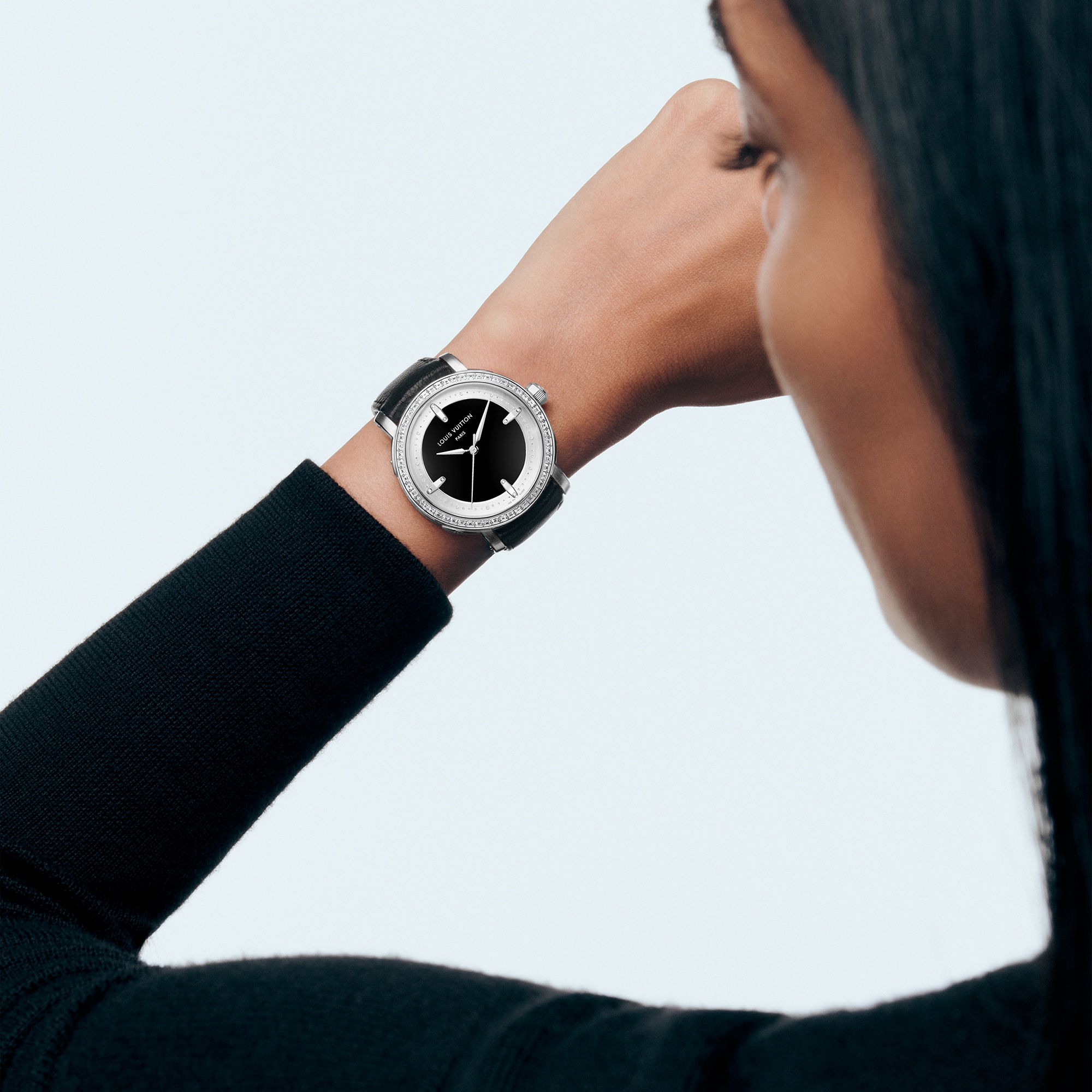 Louis Vuitton Escale, Automatic, 40.5mm, Platinum and diamonds  in Watches