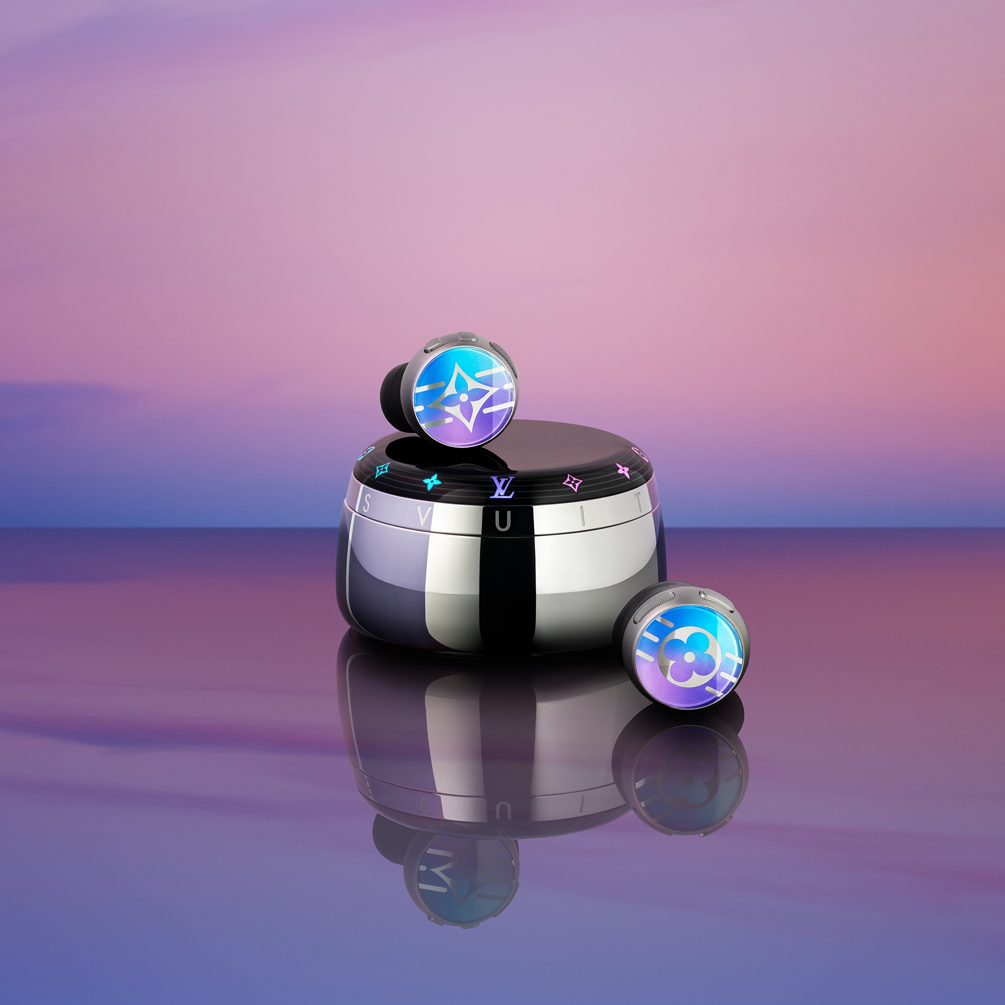 Louis Vuitton Horizon Light Up Earphones - Blue-to-Violet Gradient  in Trunks, Travel and Home