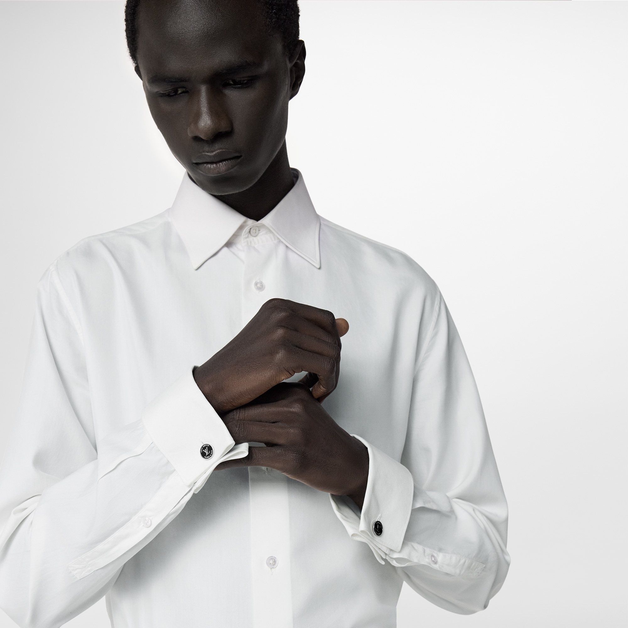 LV Award 袖扣 . in 男士