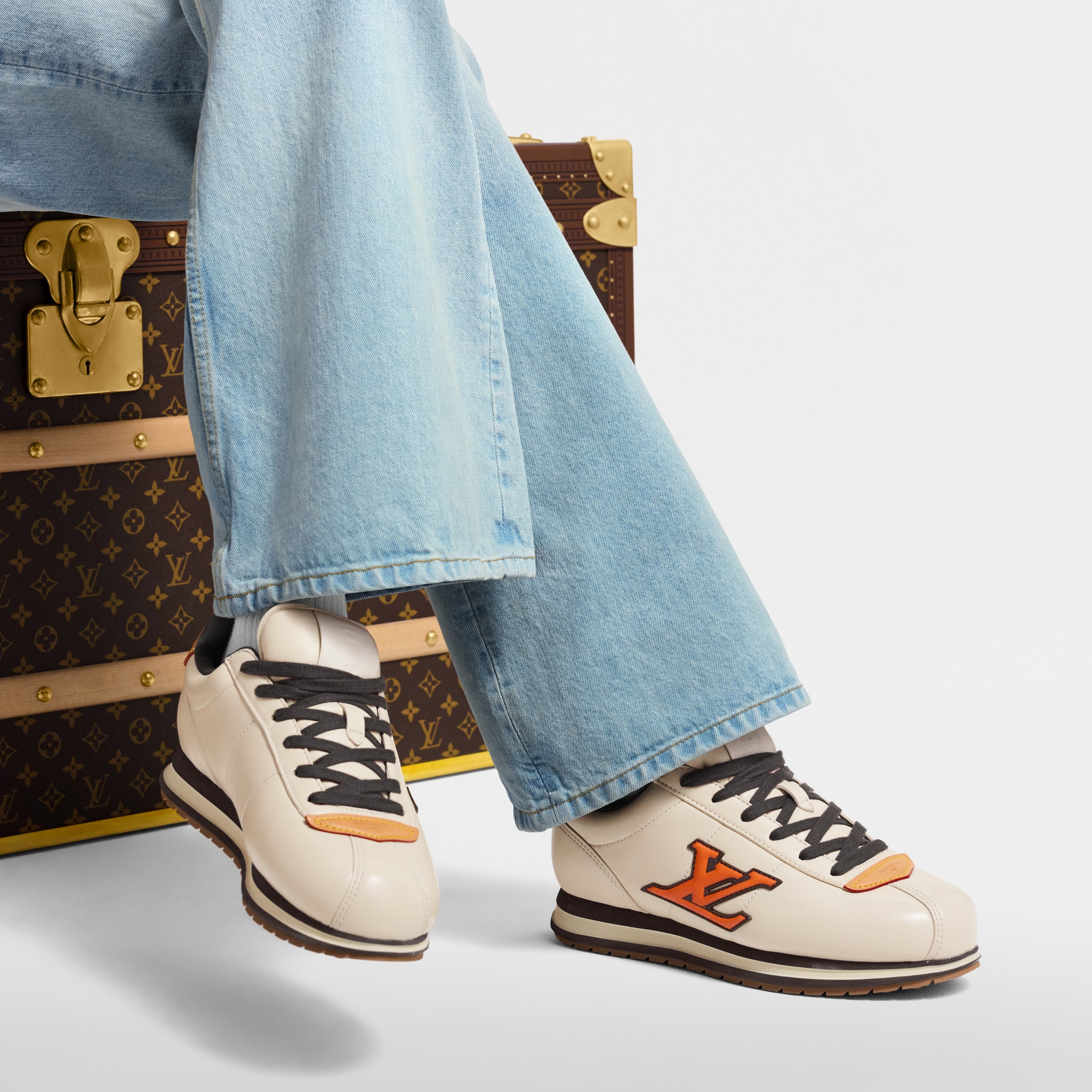LV BUTTERSOFT Sneaker  in Men