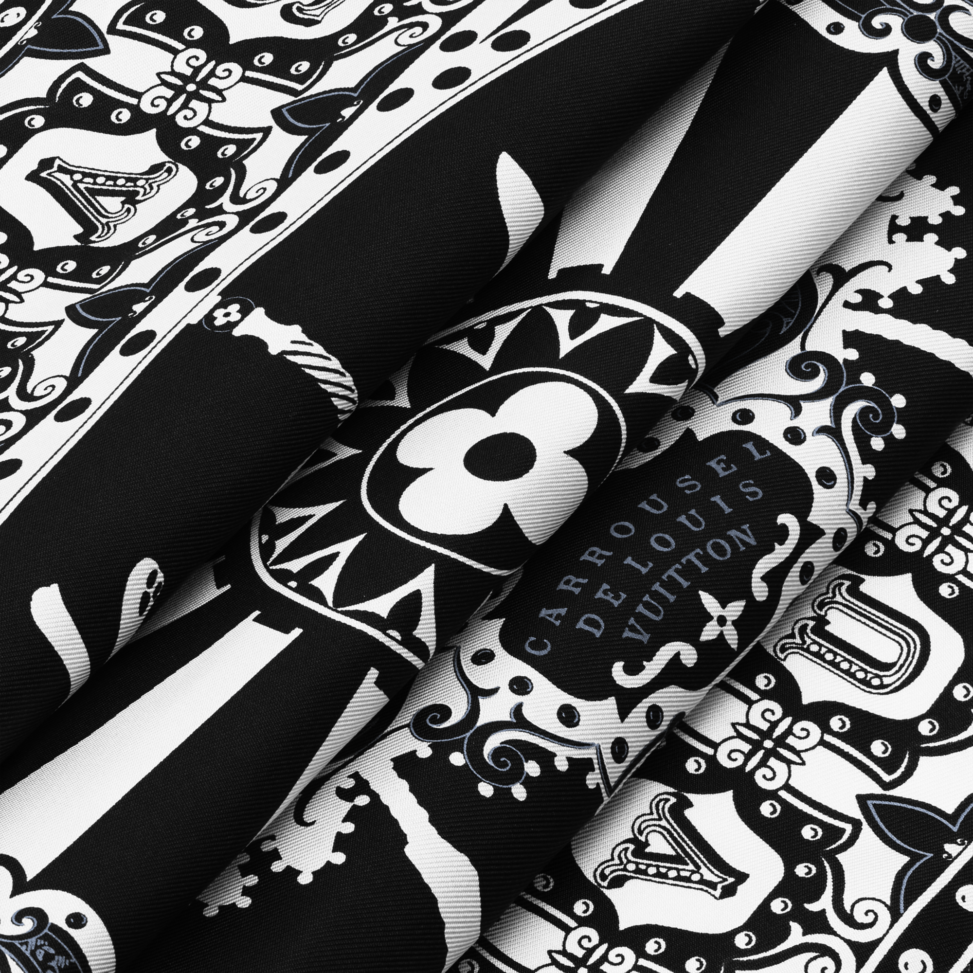 LV Carrousel Square 70 . in Women