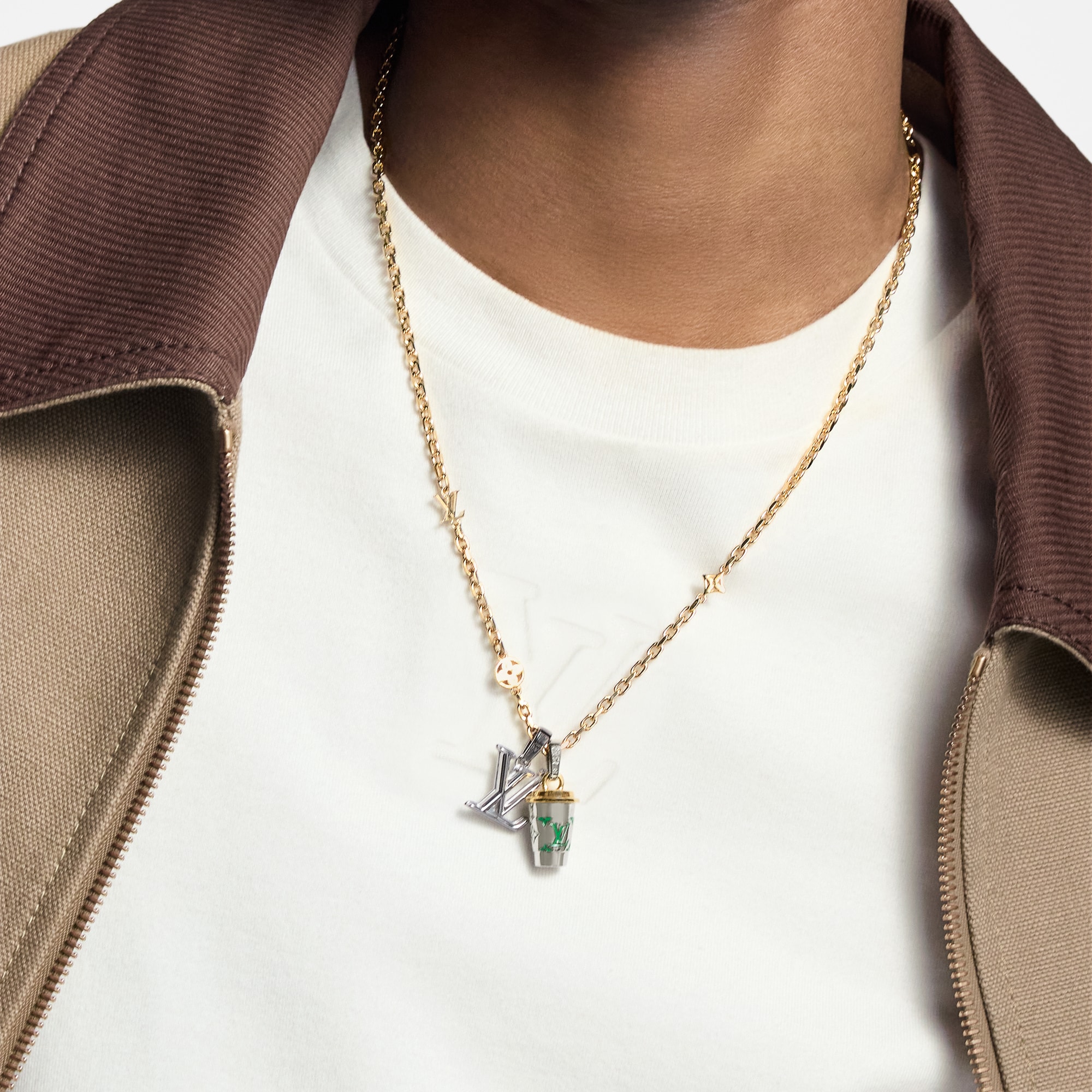 LV Cup 吊飾 . in 男士