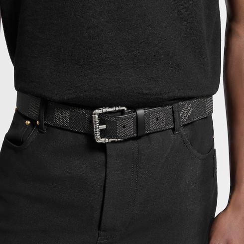 LV Drift Damier Heritage 35mm Belt cropped worn view