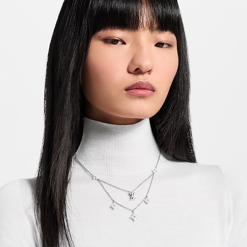 LV Floragram Necklace . in Women's Fashion Jewellery Necklaces collections by Louis Vuitton (Product zoom)
