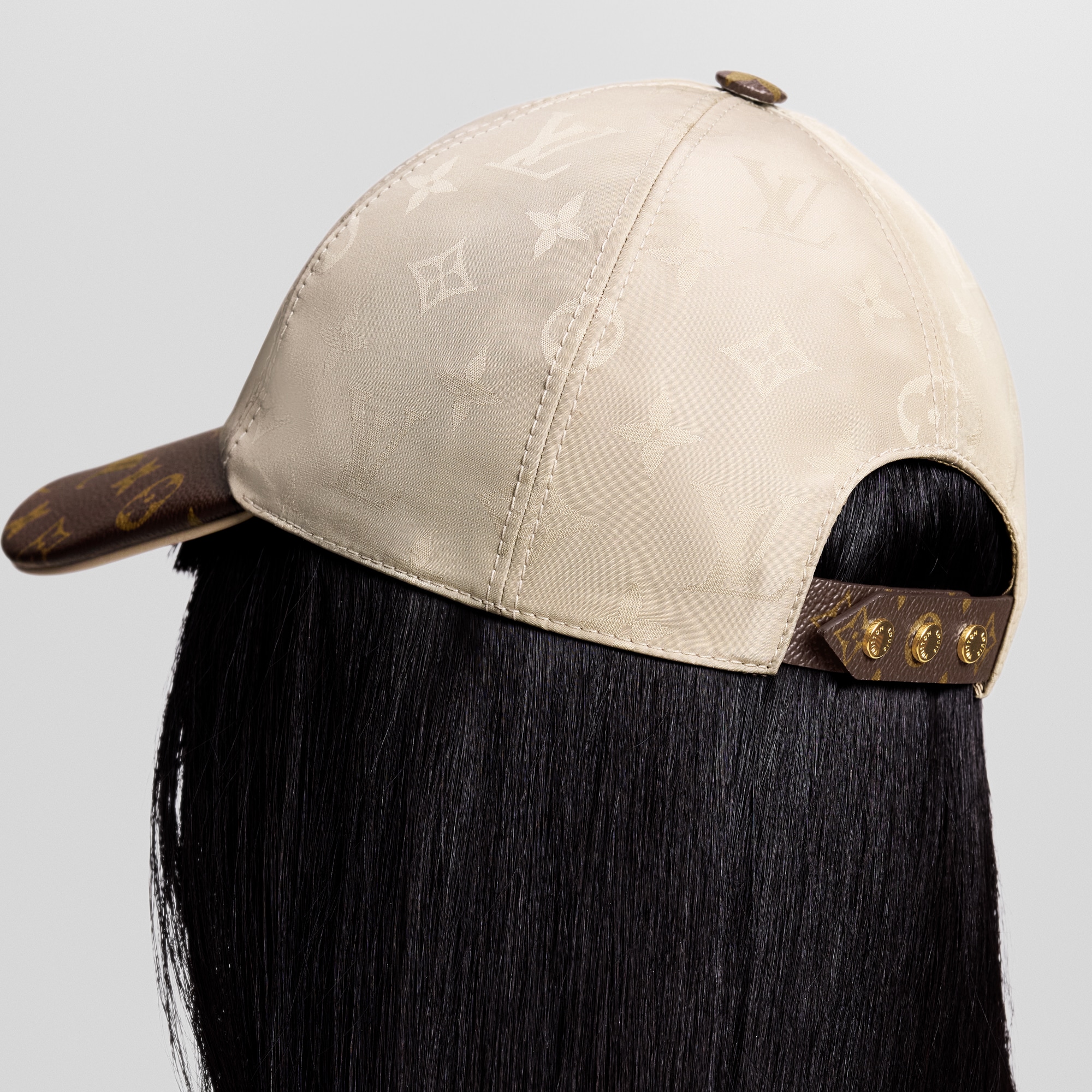 LV Get Ready Cap . in Women
