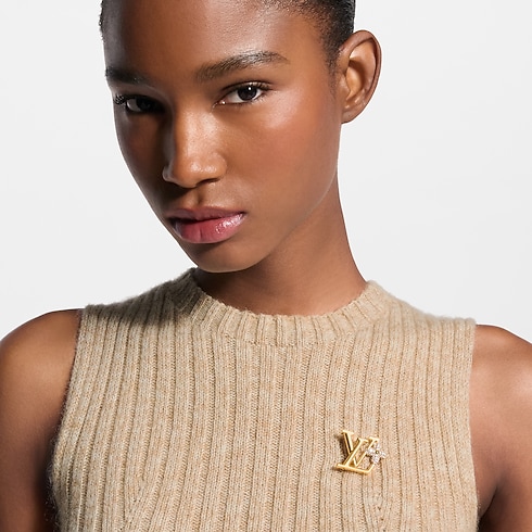 LV Iconic Flower Strass Brooch . in Women's Fashion Jewellery Brooches and Hair Accessories collections by Louis Vuitton (Product zoom)