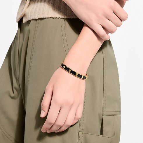LV Initiales Bracelet . in Women's Fashion Jewellery Bracelets for Women collections by Louis Vuitton (Product zoom)