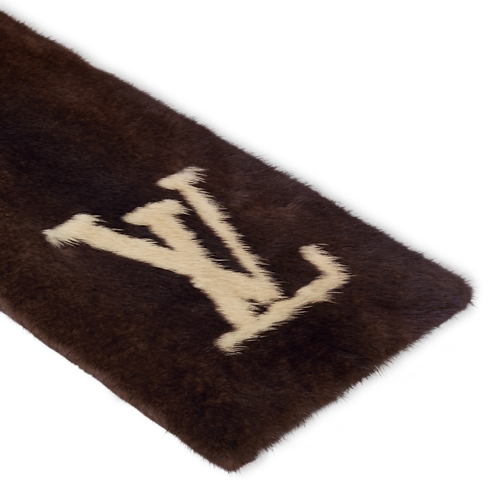LV Initiales Fur Scarf detail view