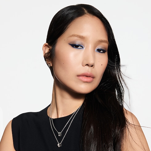 LV Ombres - Eyeshadow Palette in Perfumes and Beauty's Eyes Makeup } collections by Louis Vuitton (Product zoom)