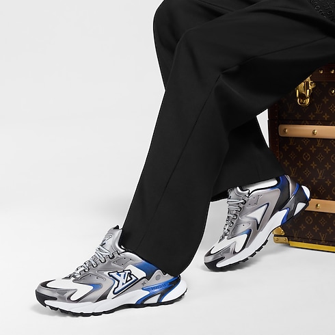 LV Runner Tatic Sneaker in Men's Shoes Sneakers collections by Louis Vuitton (Product zoom)